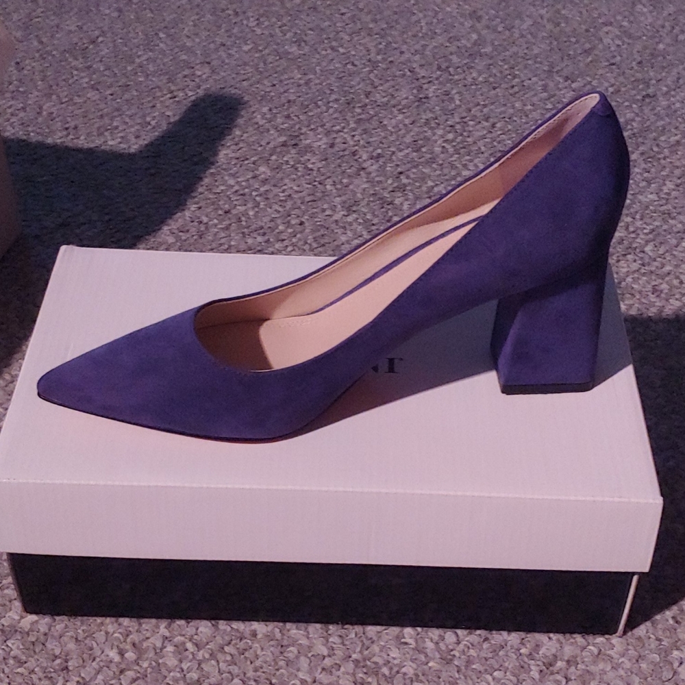 Shoes - Picture 2 of 2